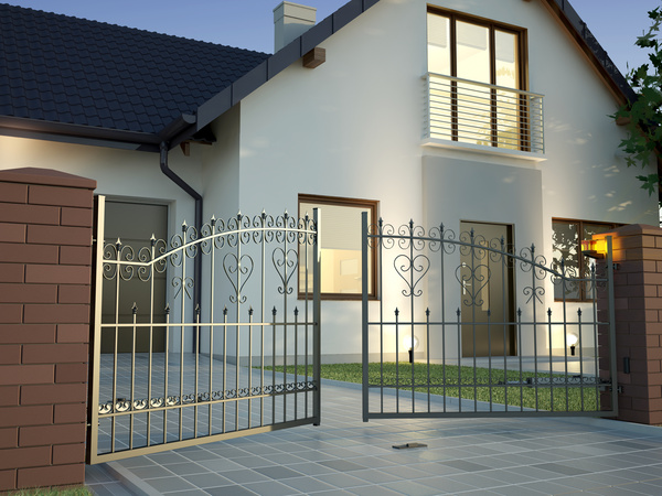 Classic Iron Gate - House 6